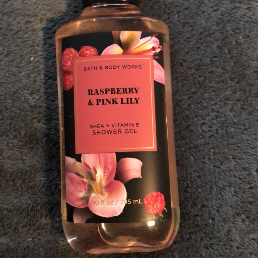 Raspberry and Pink Lilly Shower Gel